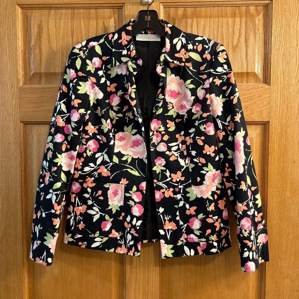 First Issue Liz Claiborne Womens Black W/ Pink Floral Blazer Jacket Size S Small